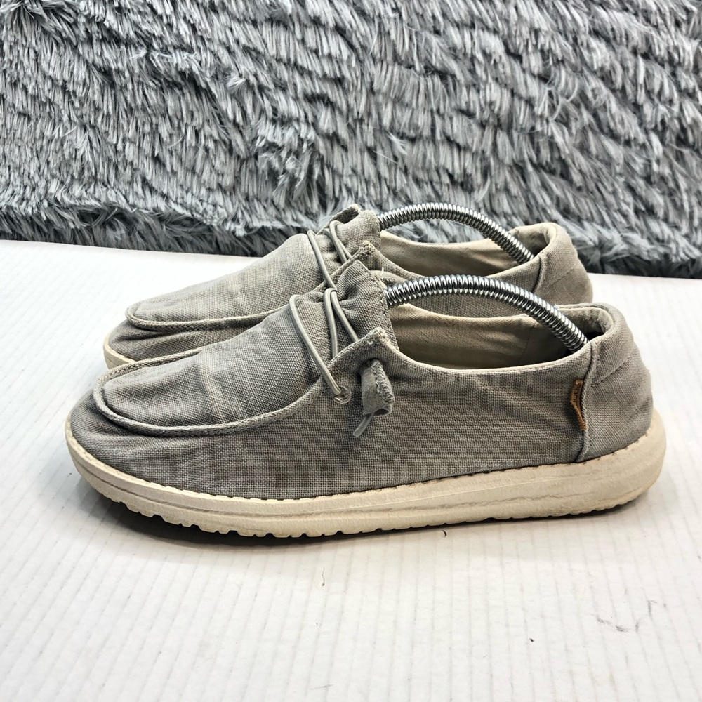 Hey Dude Shoes Womens 7 Wendy Chambray Light Gray Canvas Slip On Flat Loafers